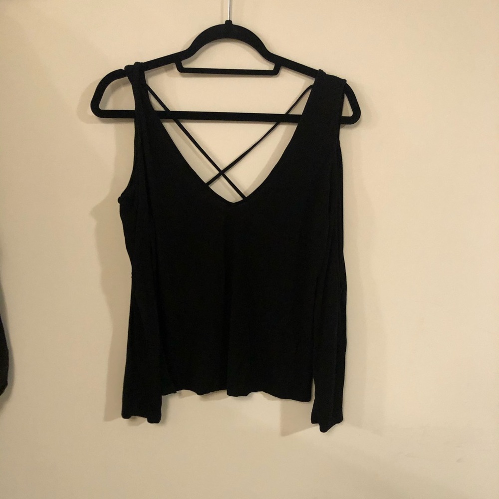 Black open shoulder long sleeve top